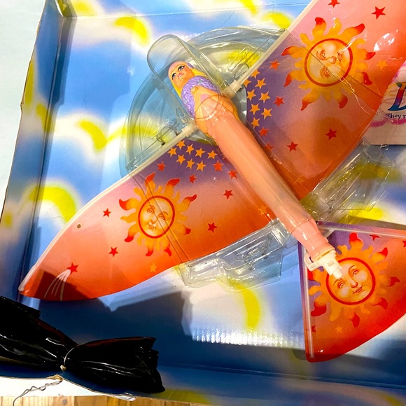 SKY DANCER VTG 1995 COLLECTIBLE FLYING PRINCESS WIND CHARMER IN ORIGINAL BOX - Picture 8 of 14